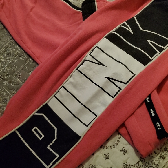 VS/PINK Sweatpants - Picture 4 of 4